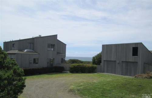 48 Sea Meadow Dr