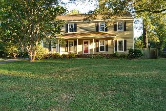 3713 Perthshire Ln
