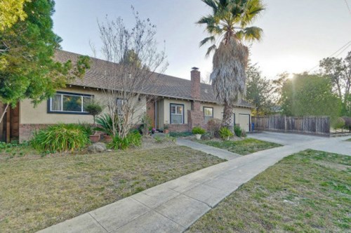 101 Highland Oaks Way