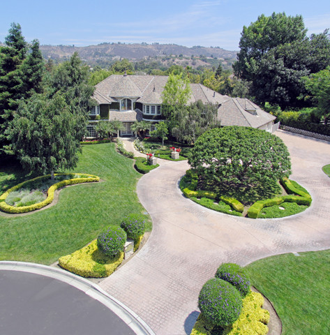 1839 Mott Court