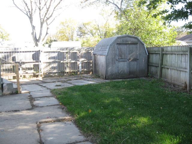 102 Colonial Dr