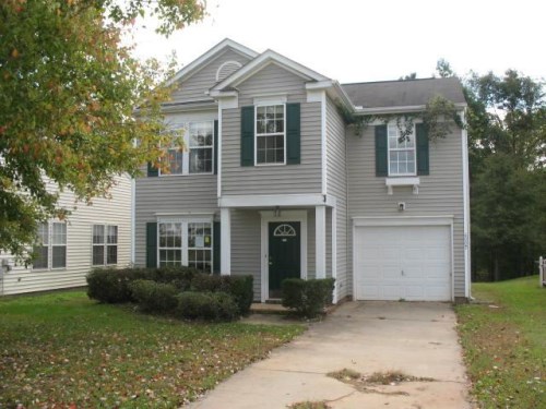4007 Salmon River Dr