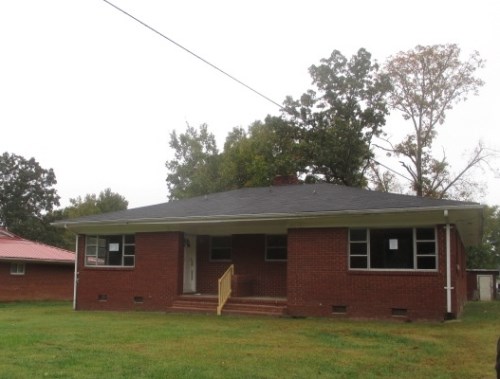 3611 Rocklane Dr