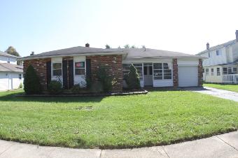 4 Leafy Ln
