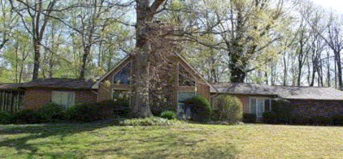 228 Walnut Lane