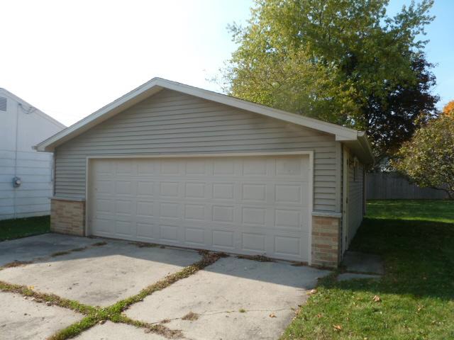 3865 E Ramsey Ave