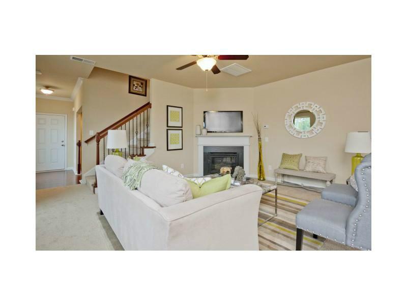 2293 Capella Circle