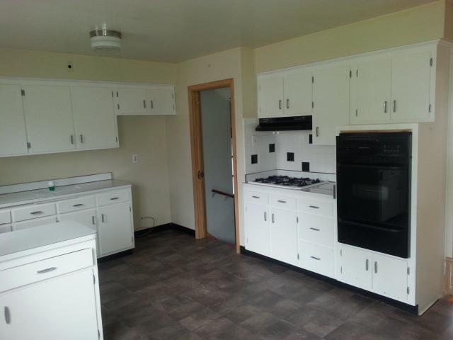 24401 Stephen Ave