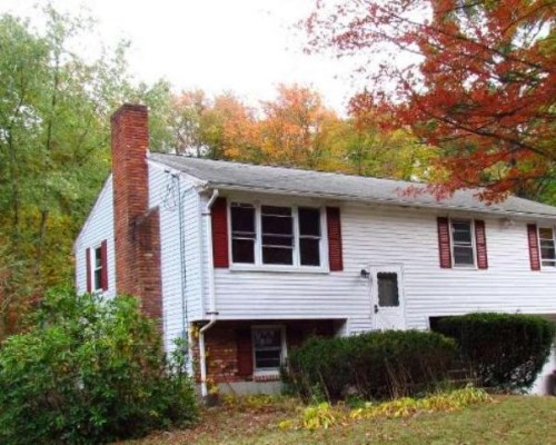 22 EISENHOWER DR