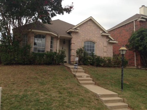 1328 Creekview Dr
