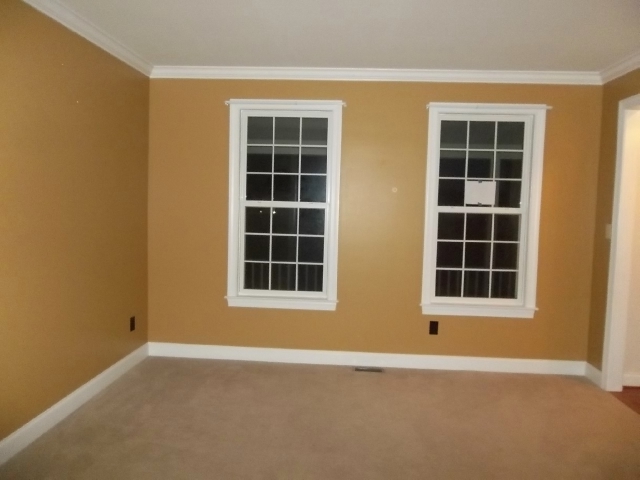 412 Barlow Dr
