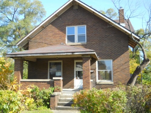 1242 Cassopolis St