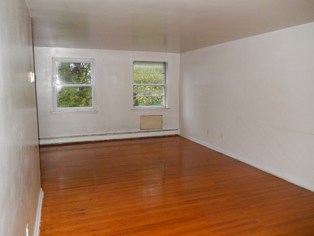 157 N Wycombe Ave