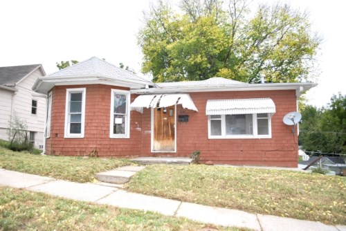 605 Hamburg St