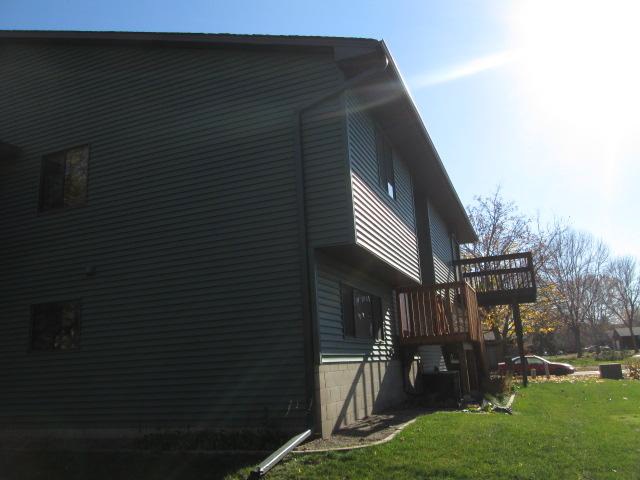 817 Belland Ave
