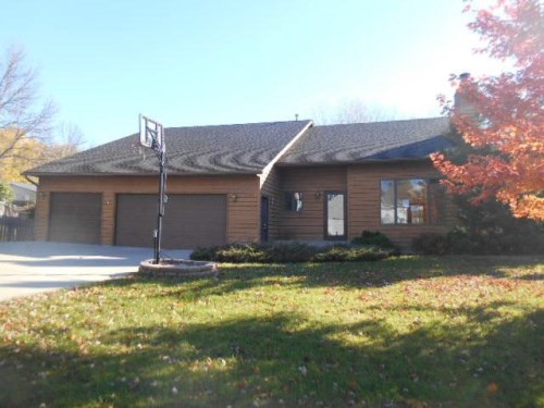 1955 Cedar Valley Dr NW