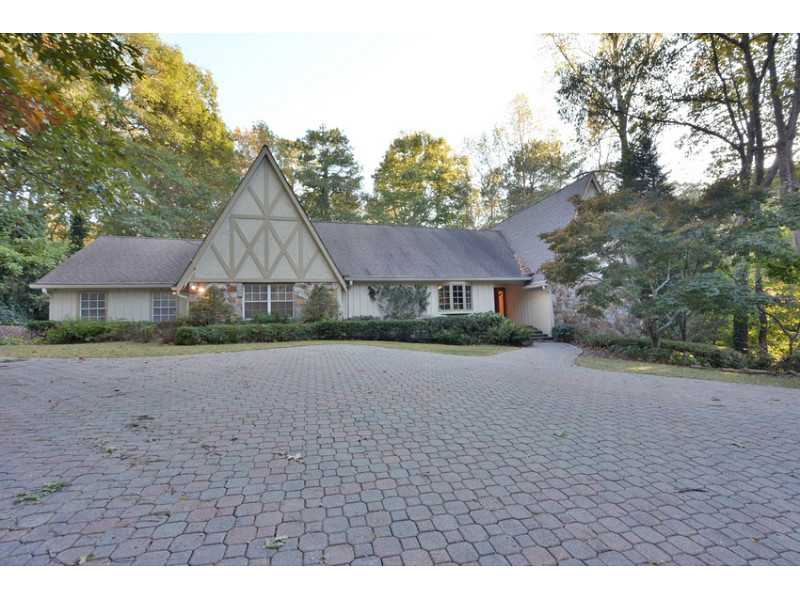 730 Fair Oaks Manor
