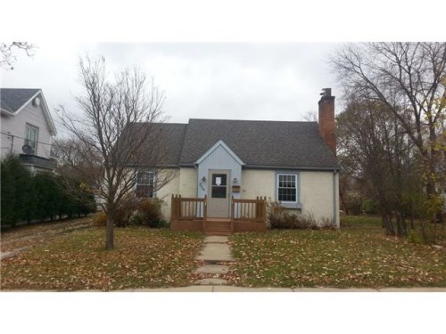 234 7th Ave N
