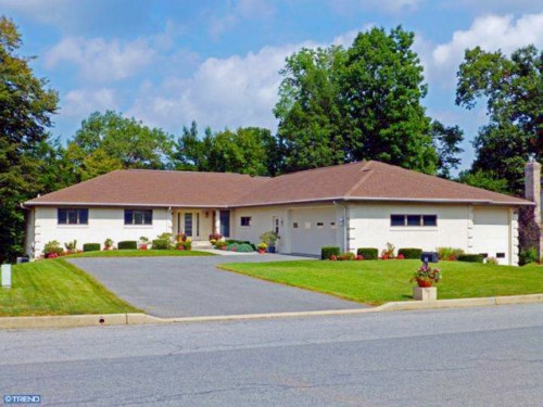 1101 RIVERVIEW DR