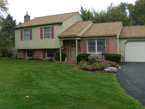 725 HEMPFIELD HILL ROAD