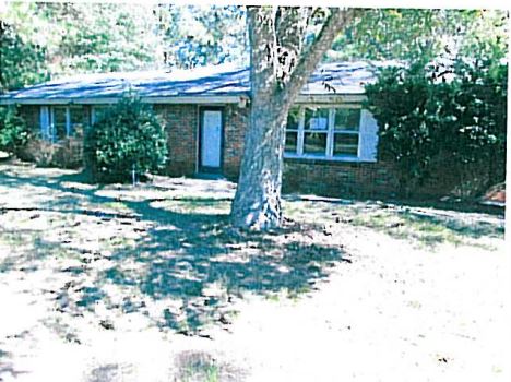 410 Daphne Ln