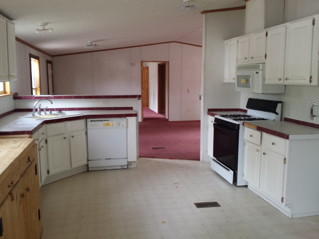 139 E 8th Street