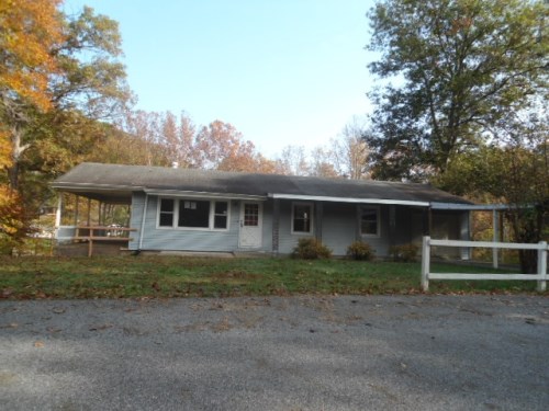 6011 Rockwood Dr