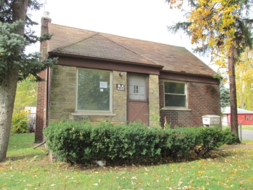 1034 Canterbury Dr