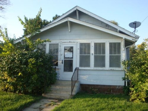 612 9th Ave SW