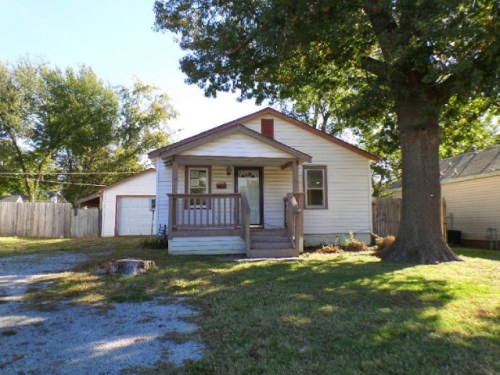 513 N Cedar Ave