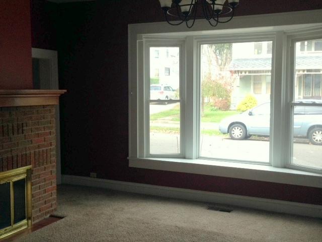 402 S High St