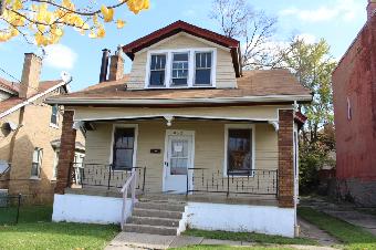 1052 Regina Ave