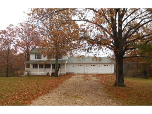 76 Luckey Acres