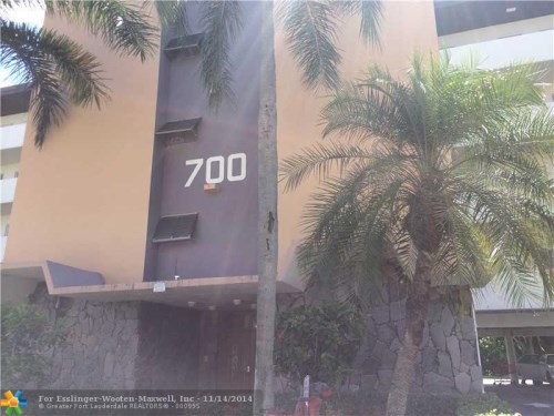 700 NE 14 AV # 210