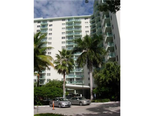 3801 S OCEAN DR # 5X