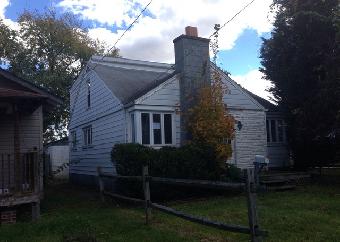 422 Hansford St