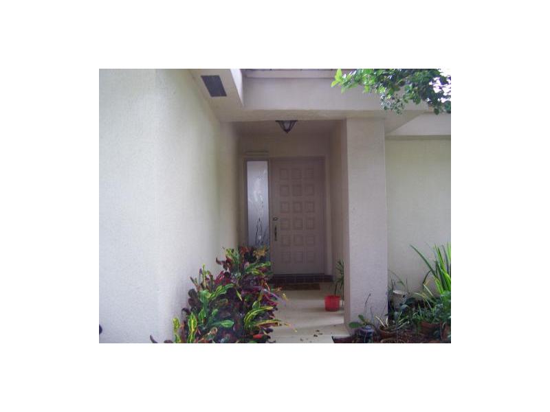 9374 NW 18 PL