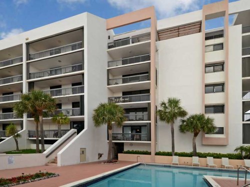 4201 N OCEAN DR # 304