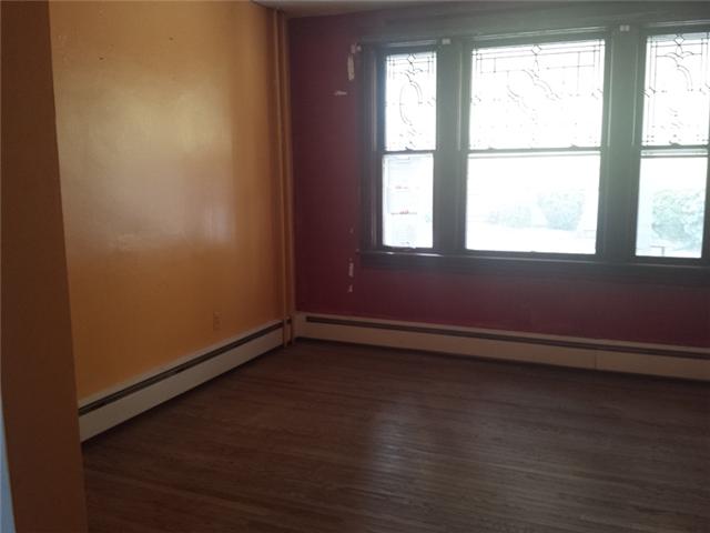 33 East Oak Street