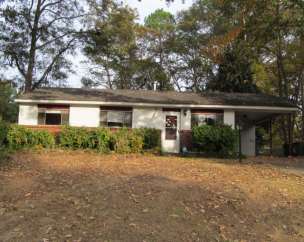 1135 Karen Rd