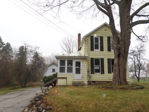 122 Boland St