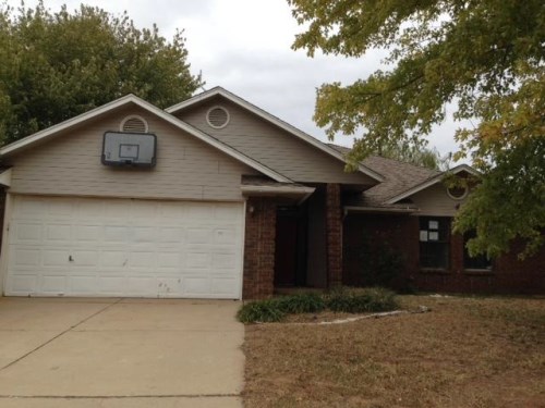 7817 NW 84th St