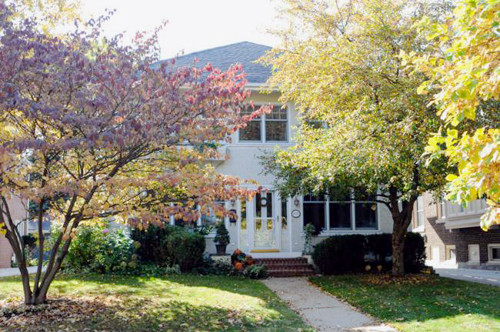 4927 Woodlawn Ct