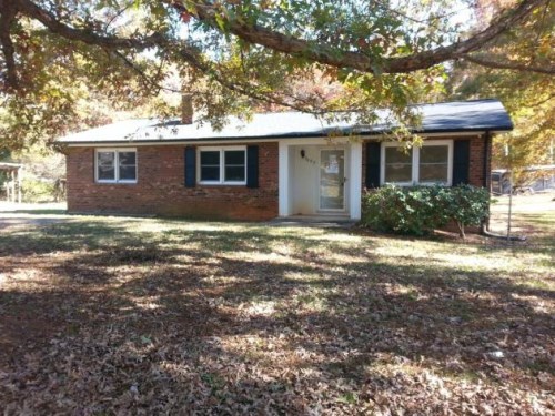 3689 Fox Dr