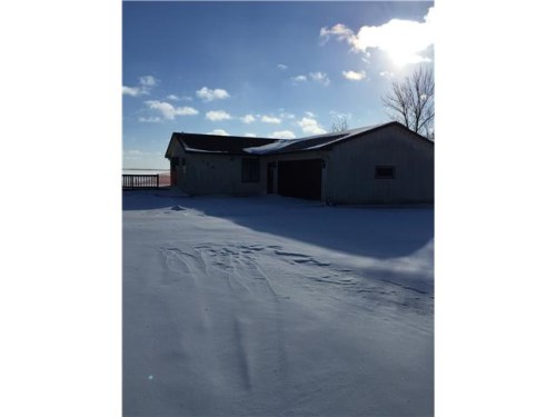 164 NW Lake Dr