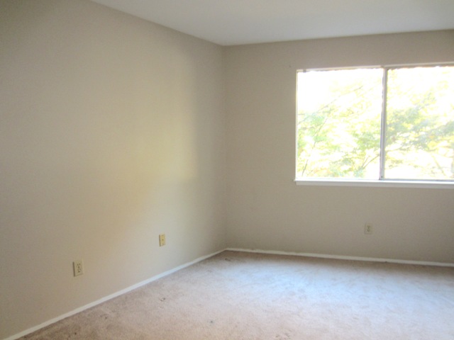9010 Henderson Place SW Unit 202