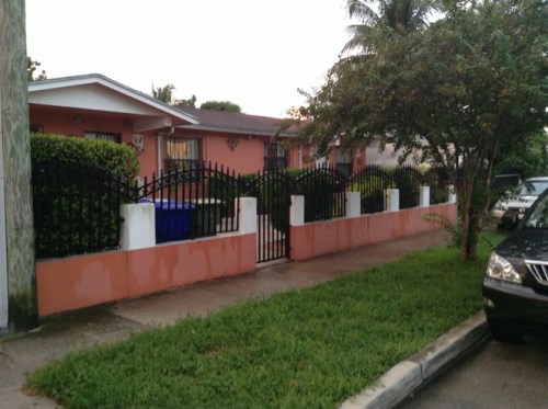 100 NW 40 ST