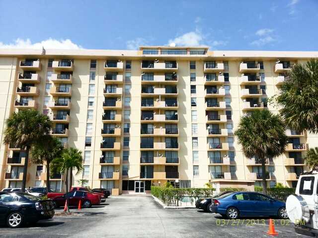 2075 NE 164 ST # 804