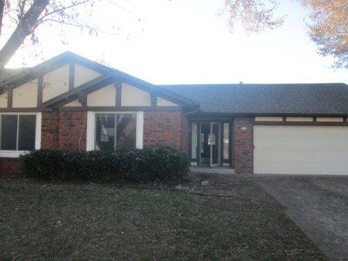7508 S Fern Ave