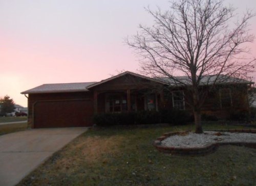 2916 Park Valley Dr